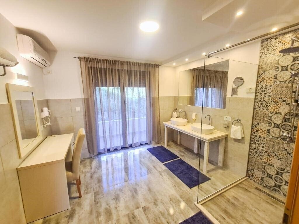 Фотографія Freiburg Hotel 4*