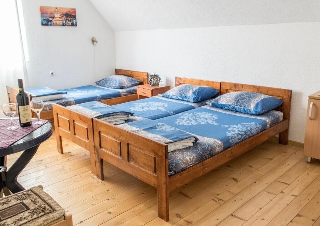 Отель Apartments «Golubovic» 3*
