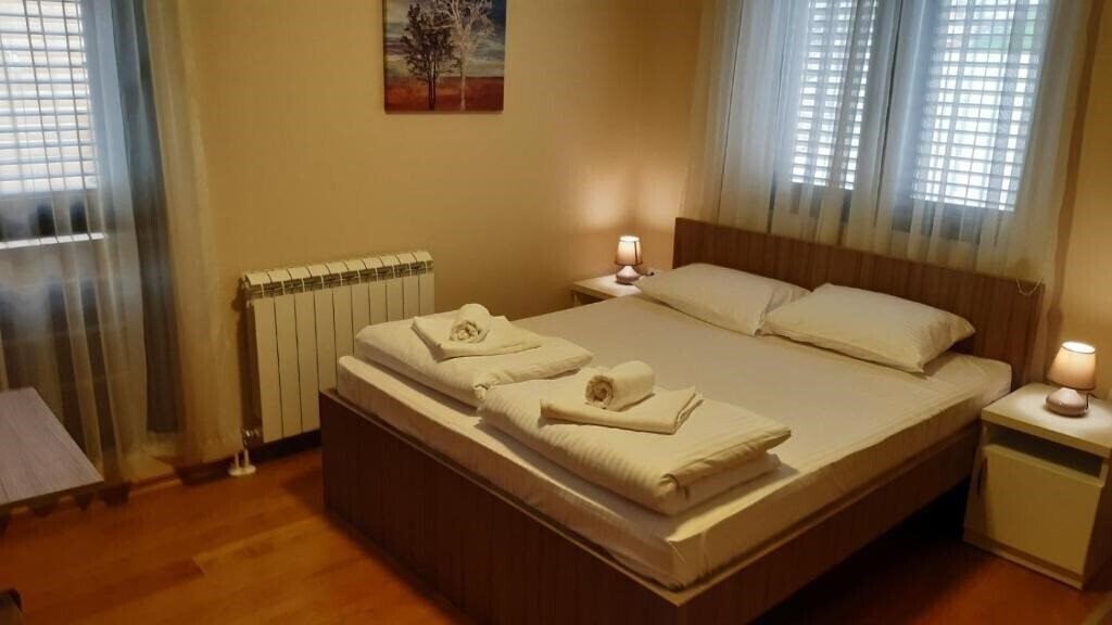 Фотографія Apartments «Pilon» 4*