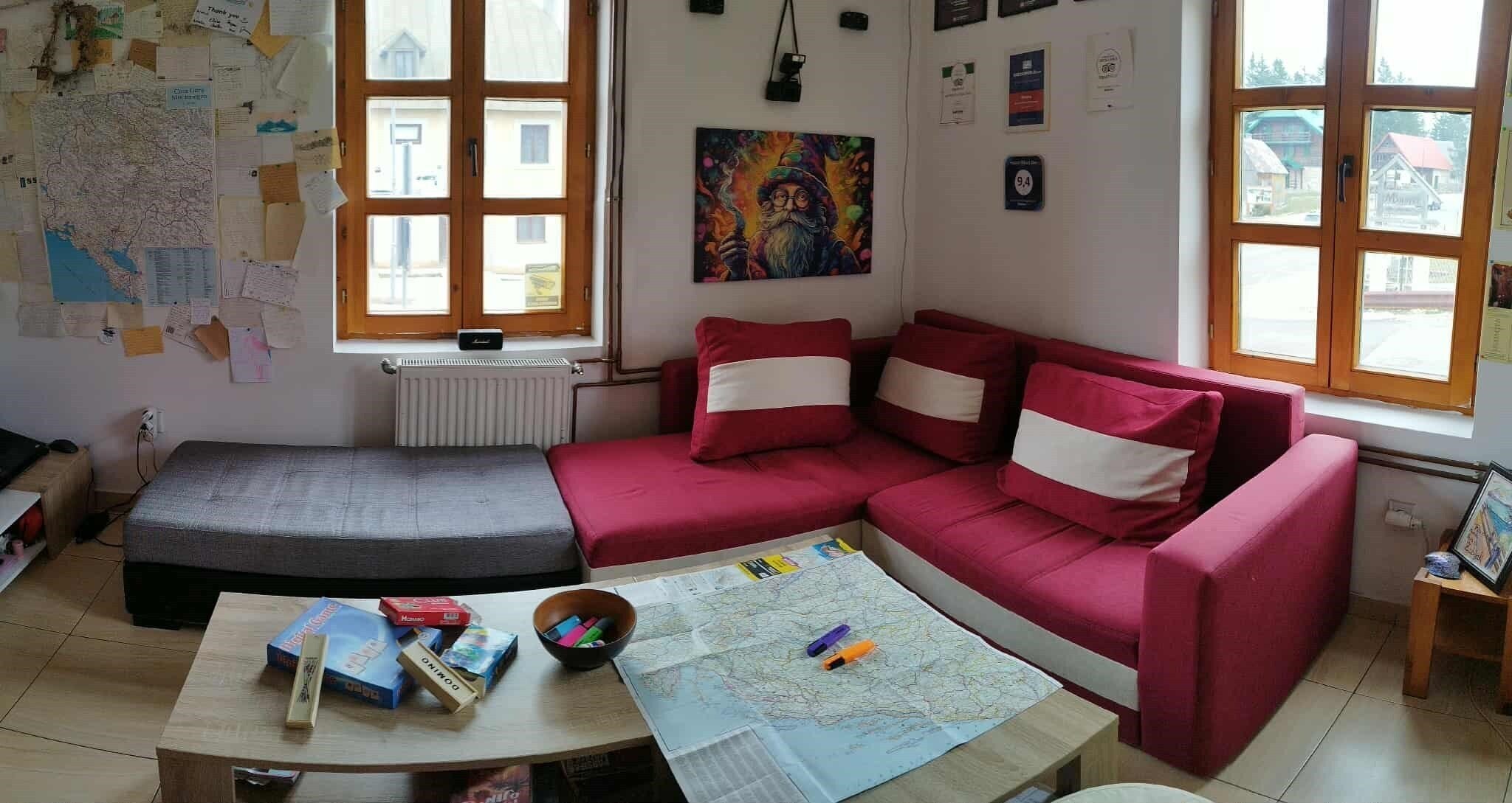 Изображение Hikers Den Hostel 2*