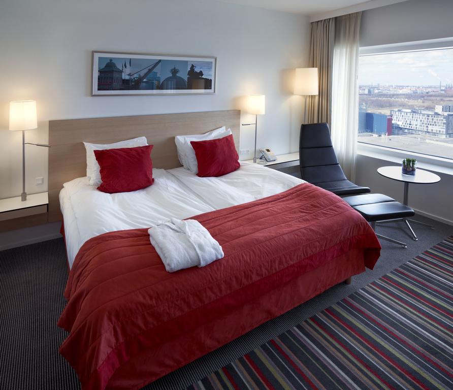 Фото Crowne Plaza Copenhagen Towers 4*
