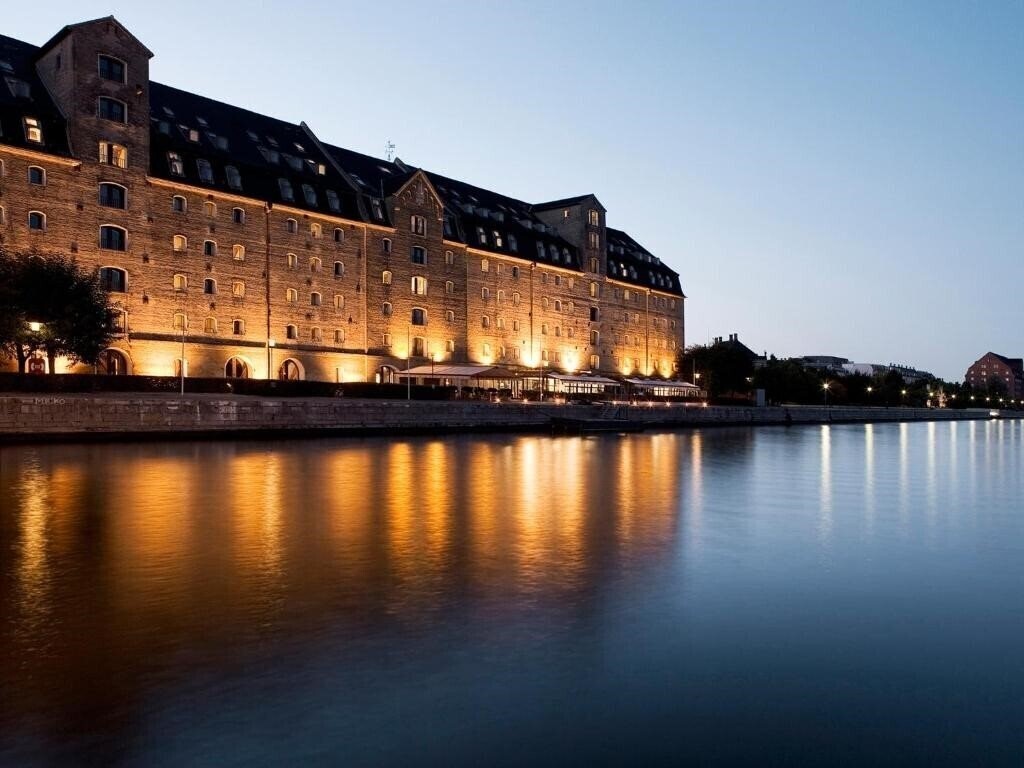 Отель Copenhagen Admiral 4*
