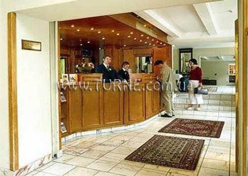 Картинка Clarion 3*