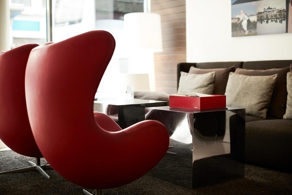 Фотографія The Square Hotel 4*