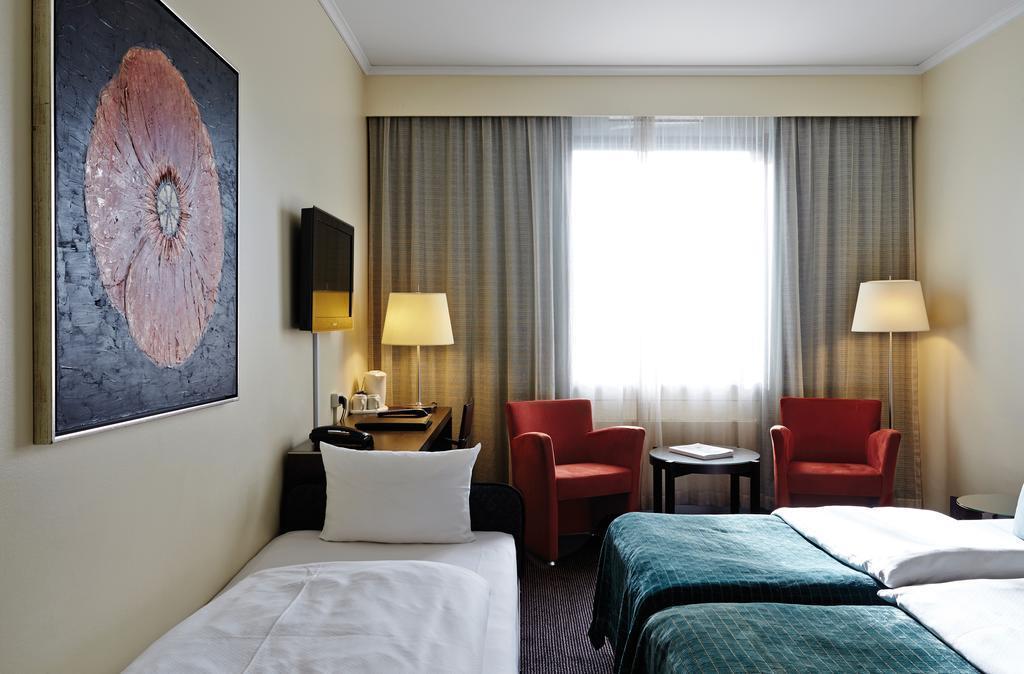 Фото Imperial Hotel 4*