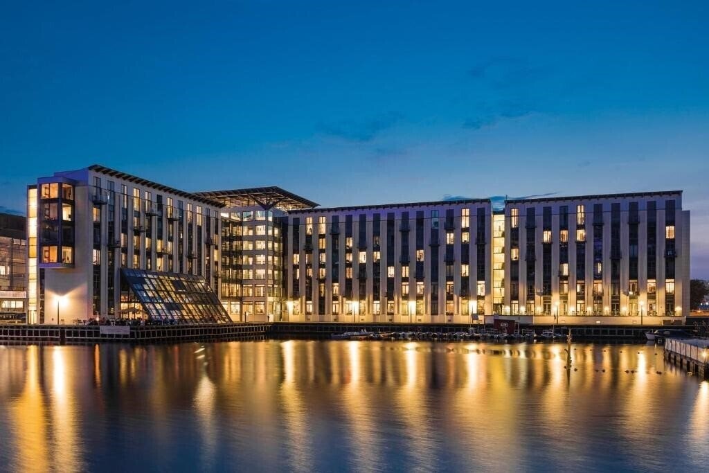 Отель Copenhagen Island Hotel 4*