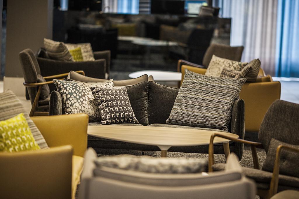 Фото Quality Hotel Airport Dan 3*