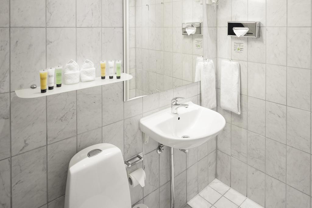 Зображення Grand 4*