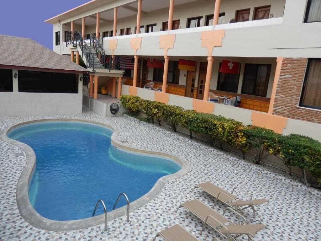 Готель Garant & Suites 3*