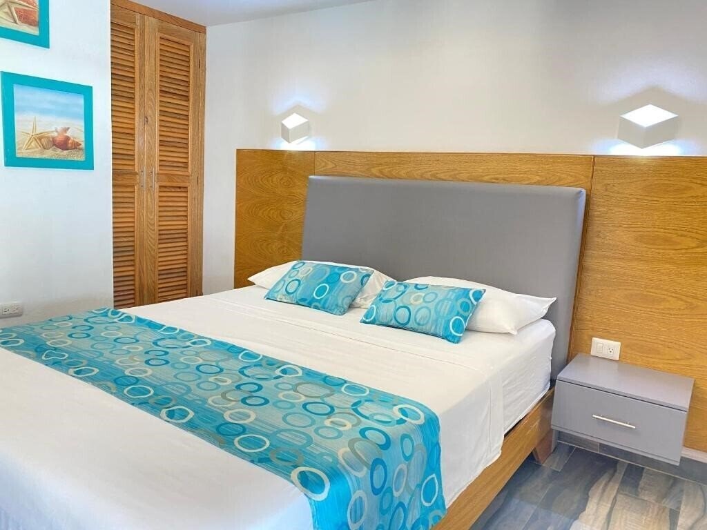 Картинка Agua Dulce 3*