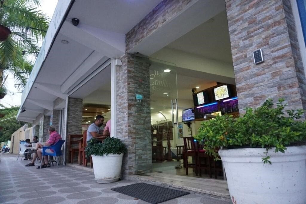 Готель Hotel Hamilton 3*