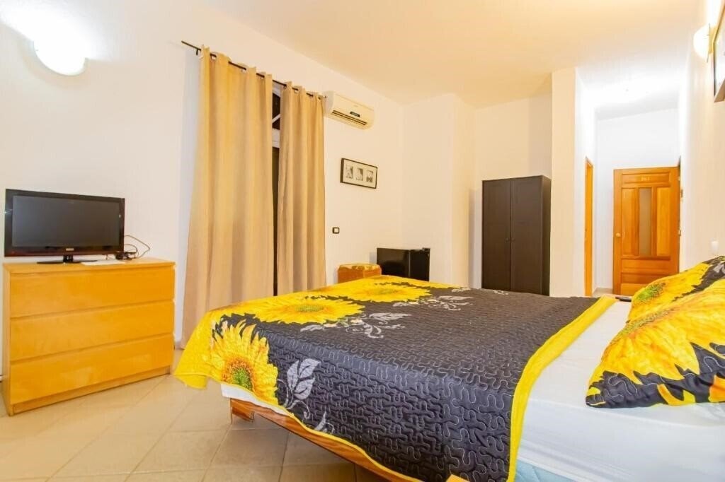 Картинка Villa Capri (ex. Villa Capri Salon & SPA, Apartahotel Villa Capri) 3*