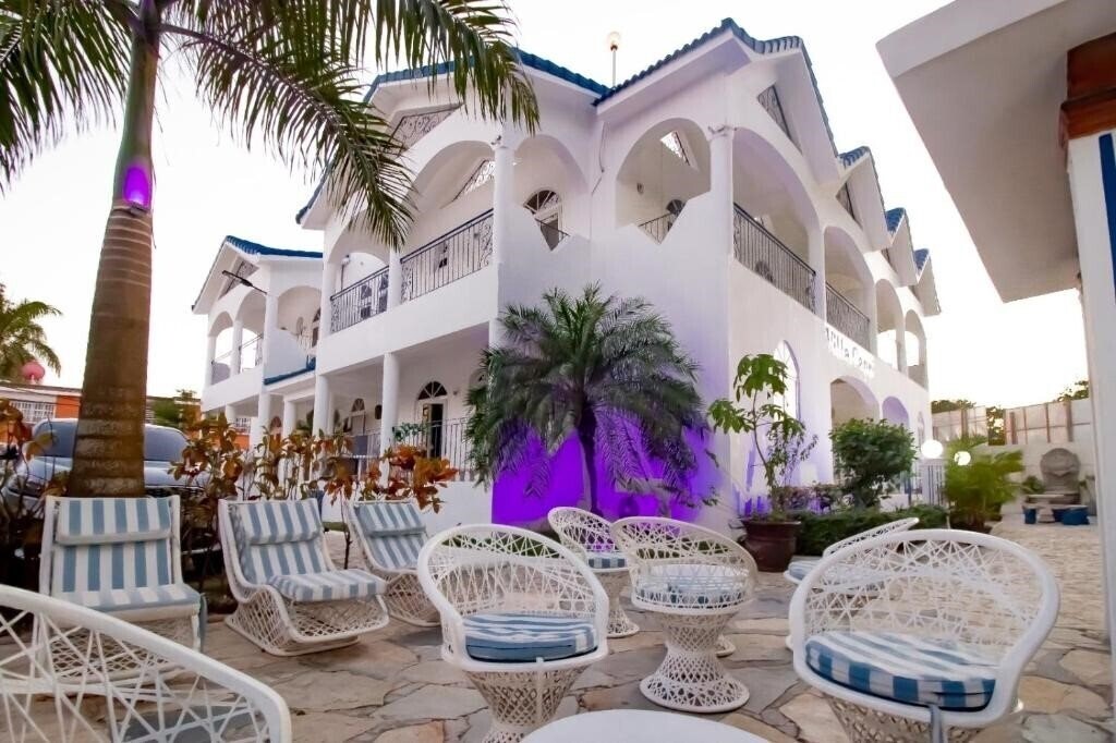 Фотография Villa Capri 3*