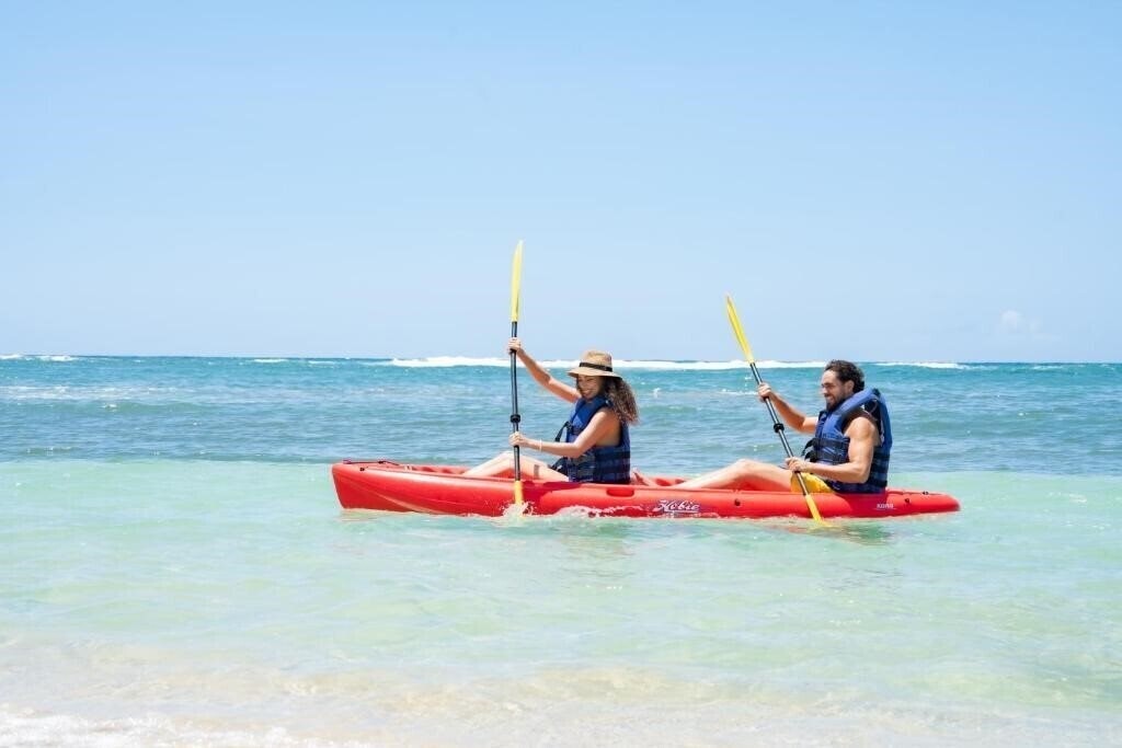 Отель Coral Costa Caribe Beach Resort 4*