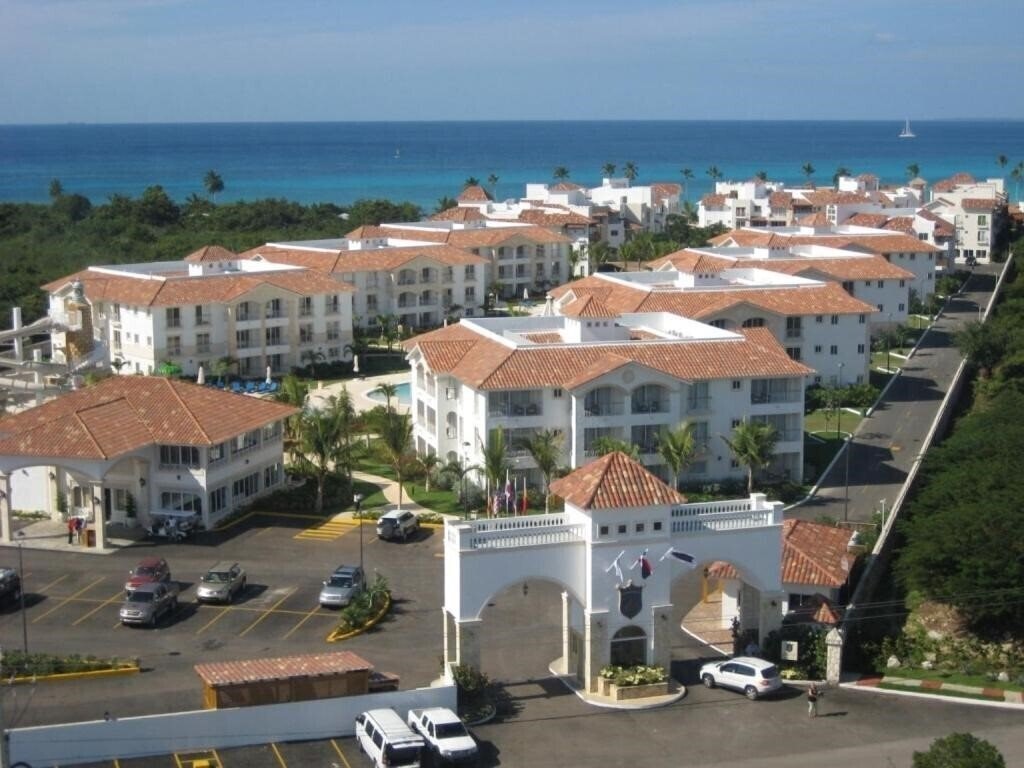 Зображення Cadaques Caribe Resort & Villas 4*