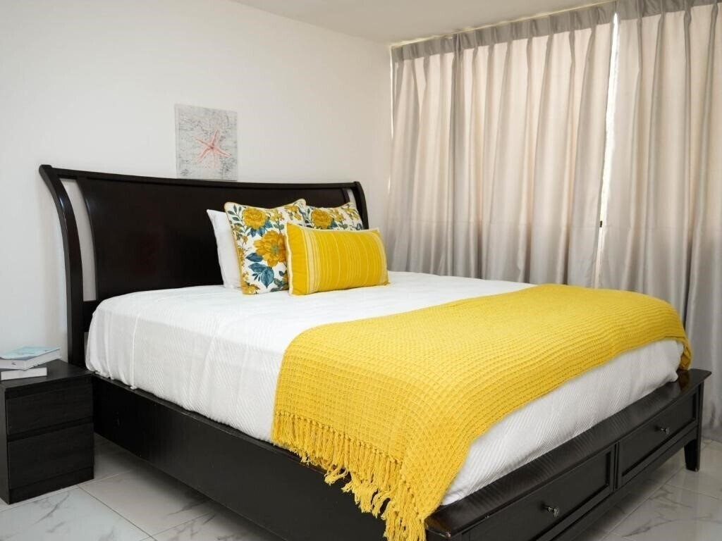 Отель Onyx Aparta Hotel 3*