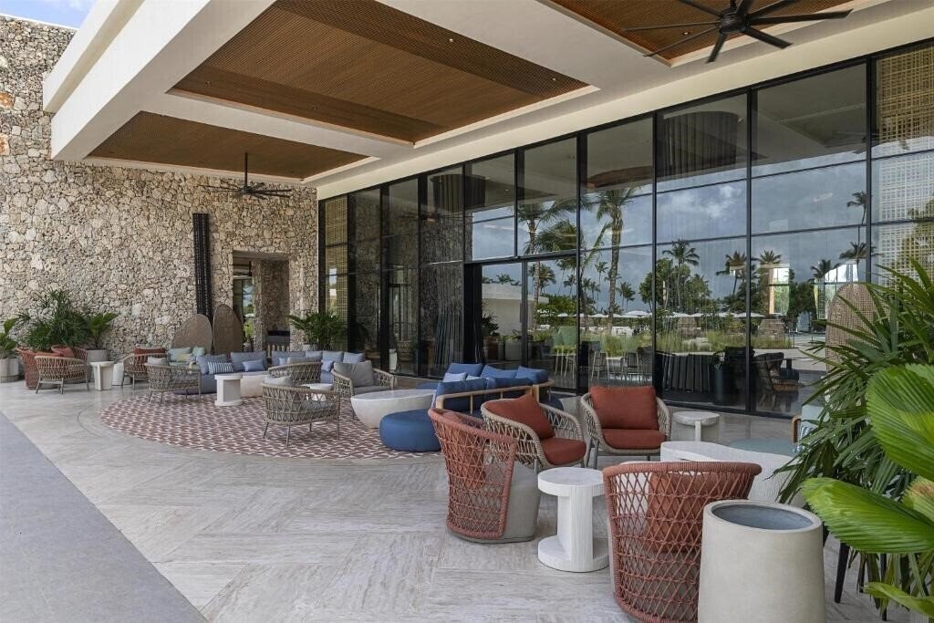 Фотография Zemi Miches All-Inclusive Resort, Curio Collection By Hilton 4*