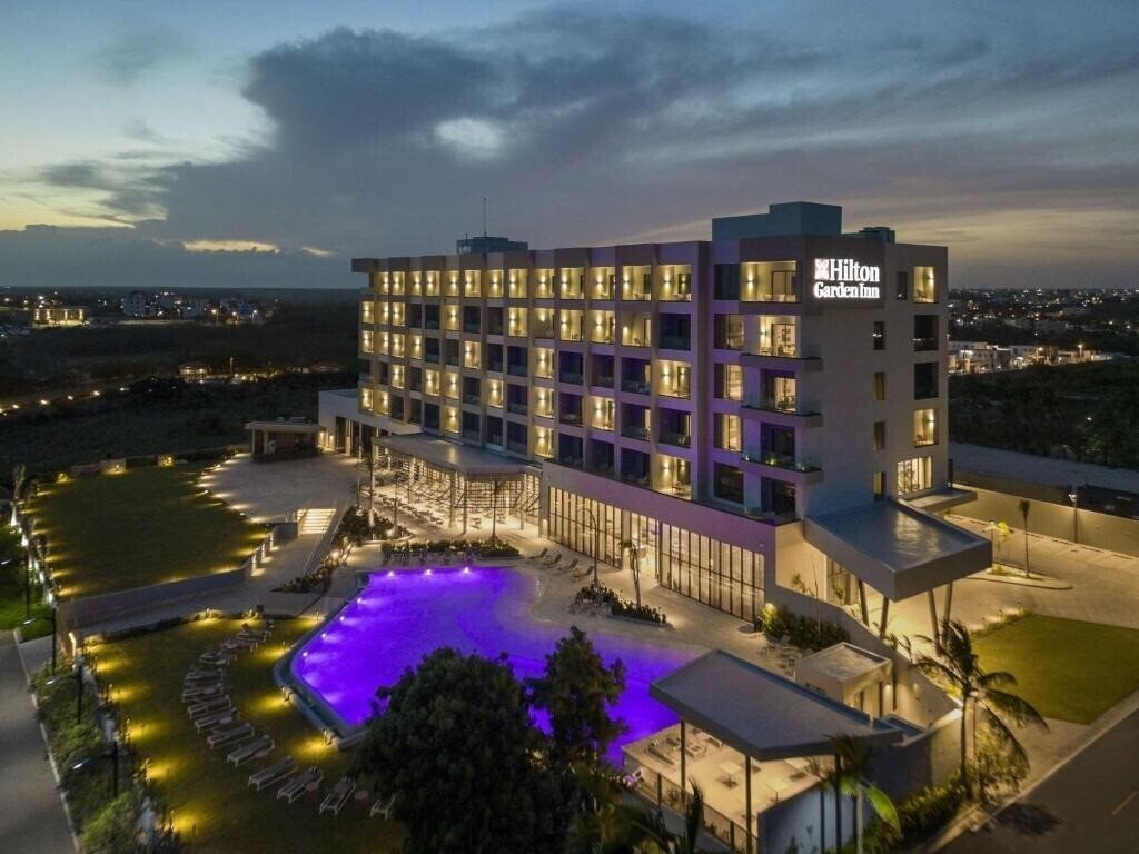 Фотографія Hilton Garden Inn La Romana 4*