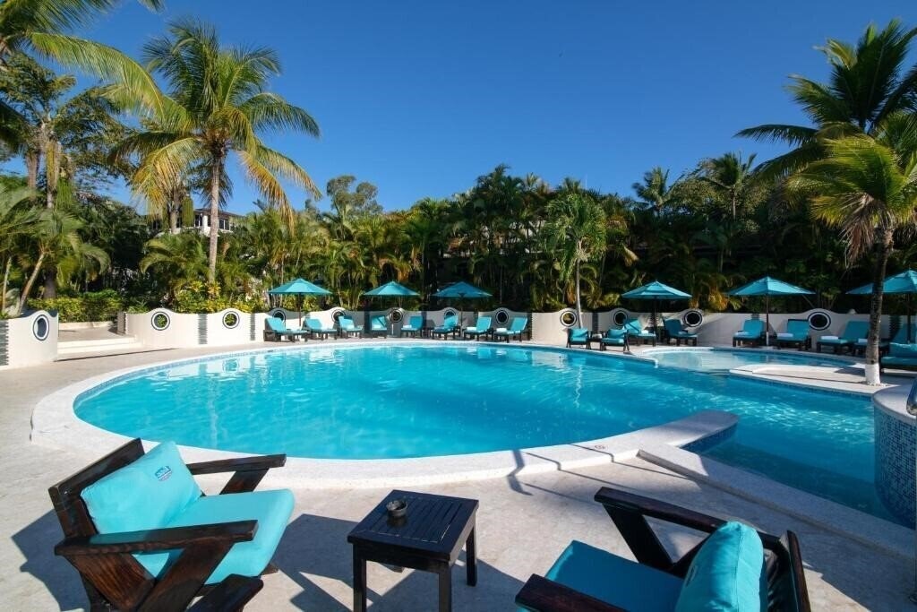 Фото Lifestyle Crown Residence Suites - All Inclusive 3*