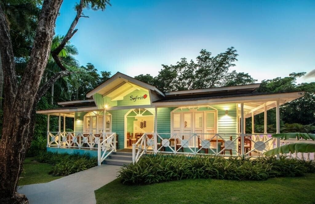 Изображение Viva Heavens by Wyndham A Trademark All Inclusive 4*