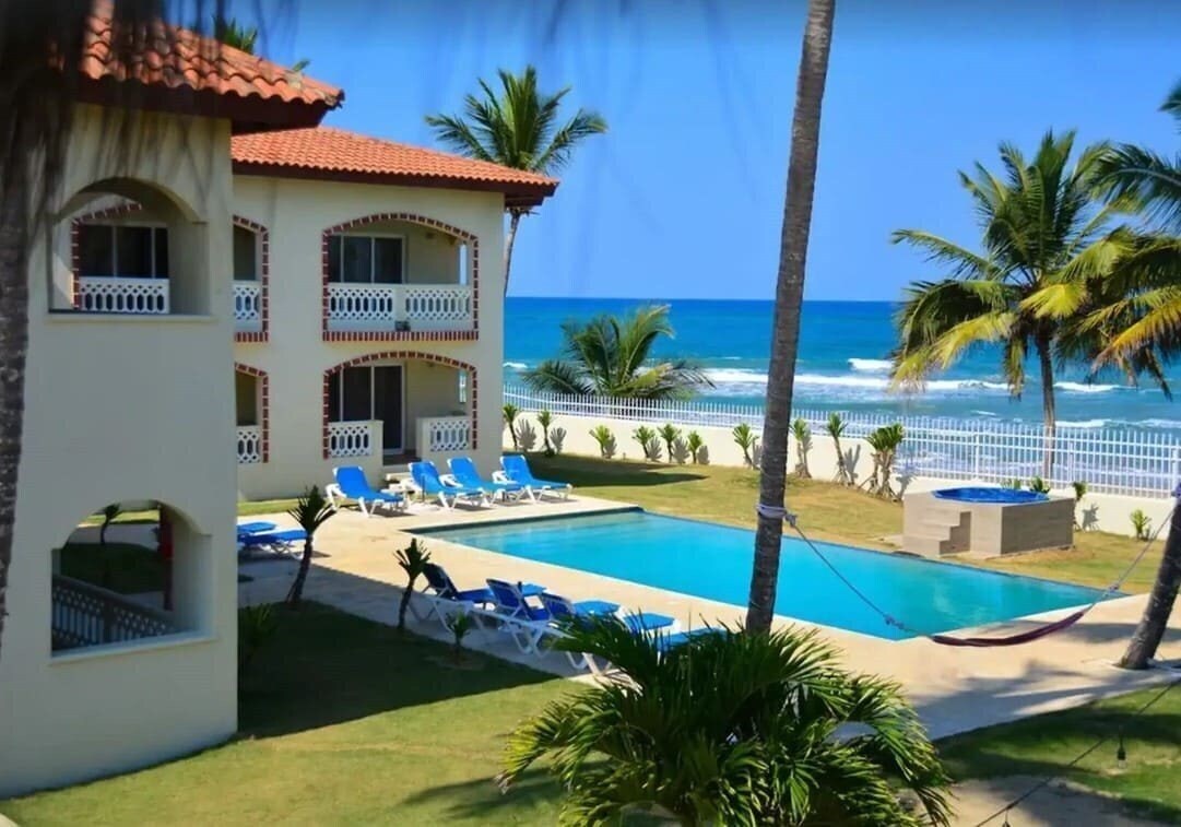 Готель Barefoot Beach Pad 3*