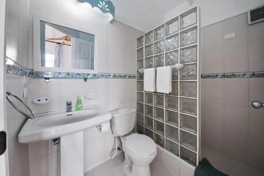 Фотография Brisas Doradas Beach Villa 3*