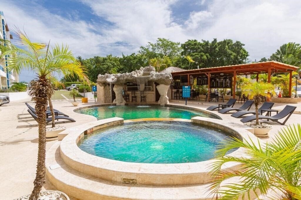 Фотография Grand Laguna Beach 3*