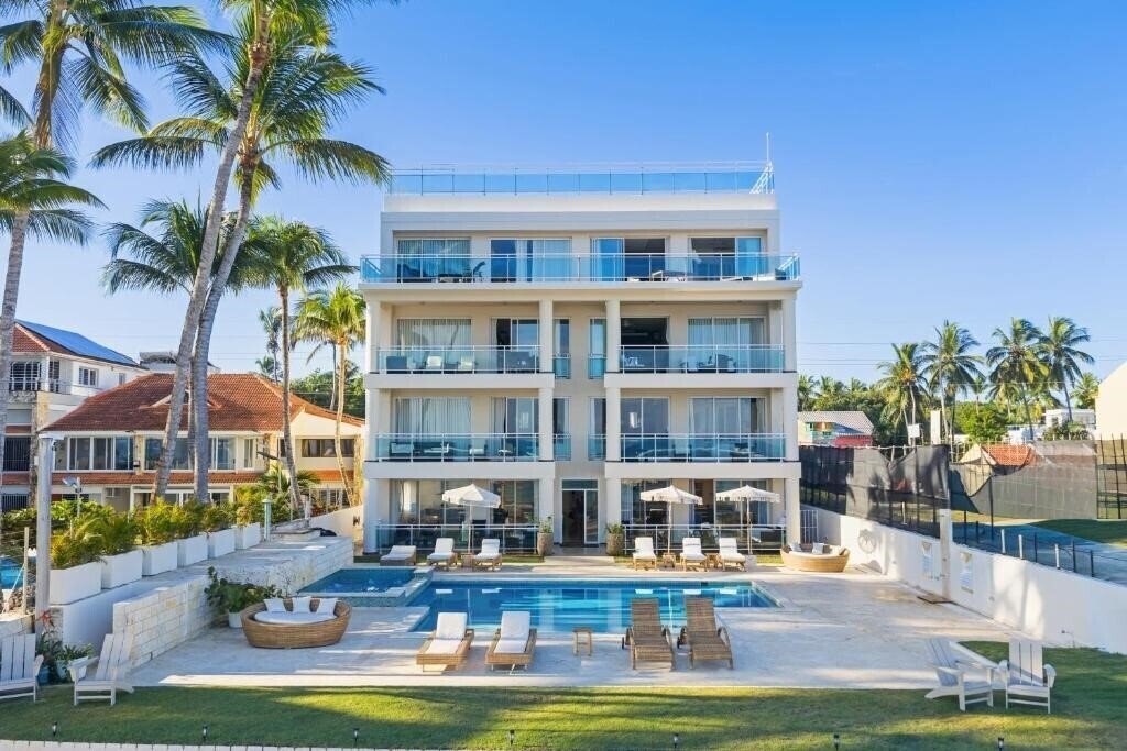 Фото Watermark Luxury Oceanfront Residences 5*