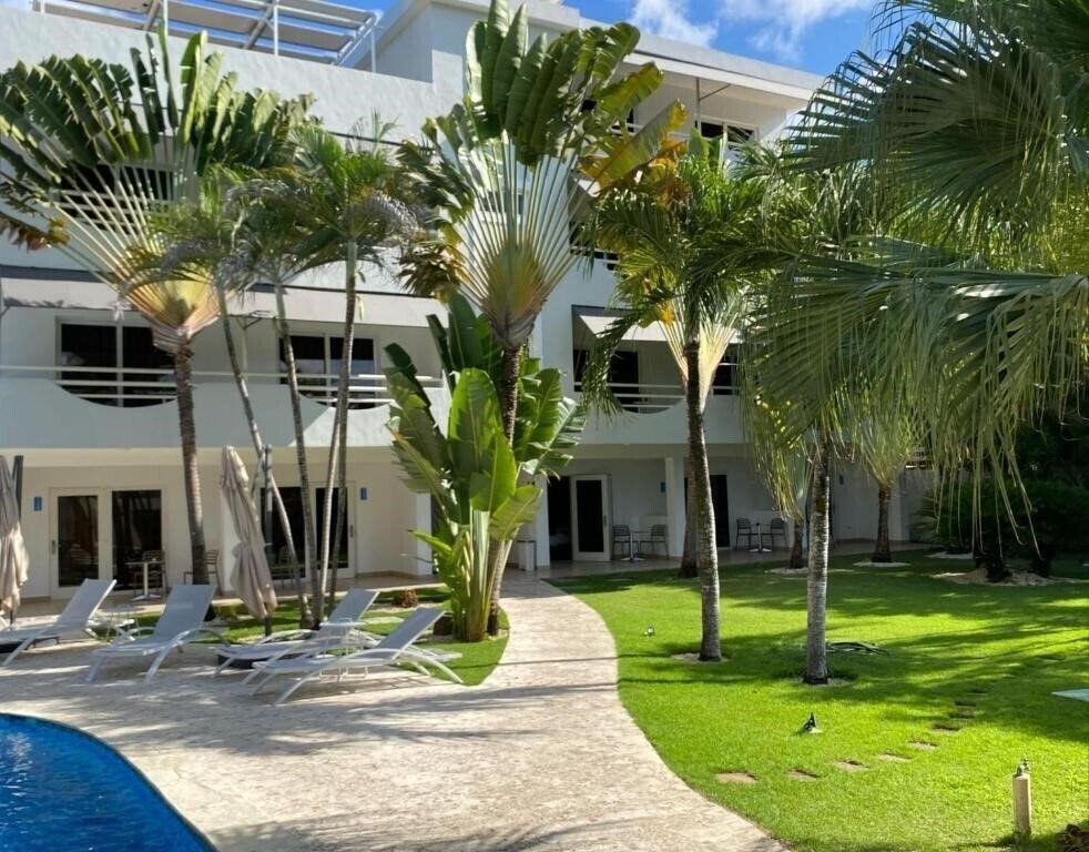 Фото New Garden Hotel 3*