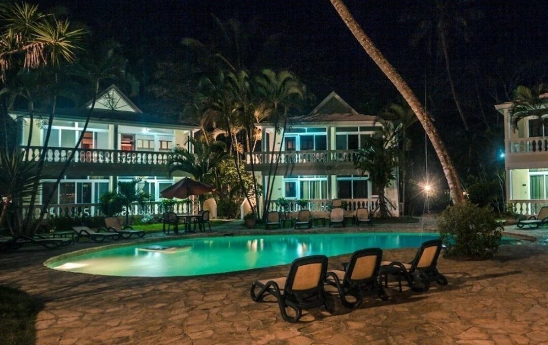 Фото The Beachcomber At Las Canas 3*