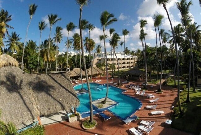 Отель El Cortecito Inn Punta Cana 3*