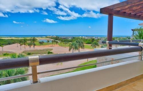 Фото Golden Bear Lodge & Spa 4*