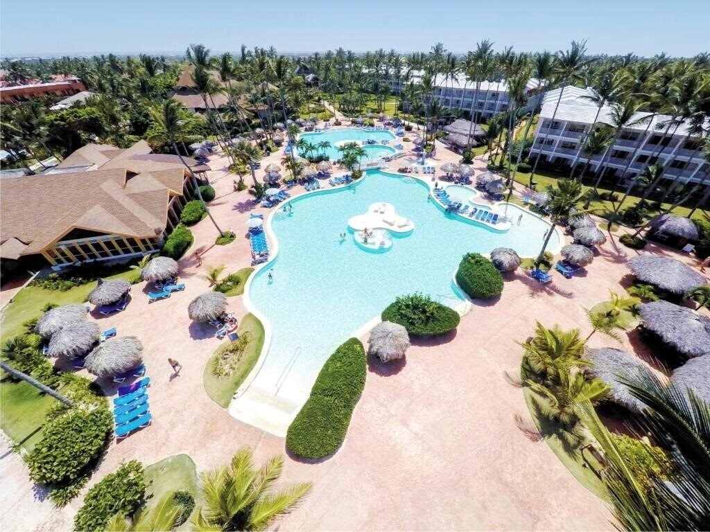Отель Vik Arena Blanca 4*