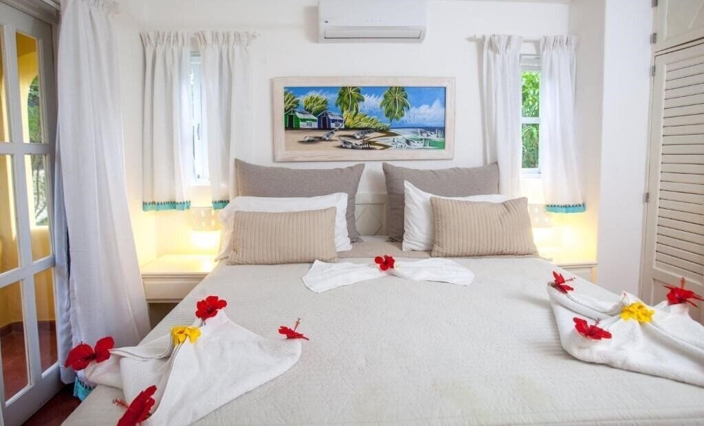 Картинка Los Corales Beach Village 4*