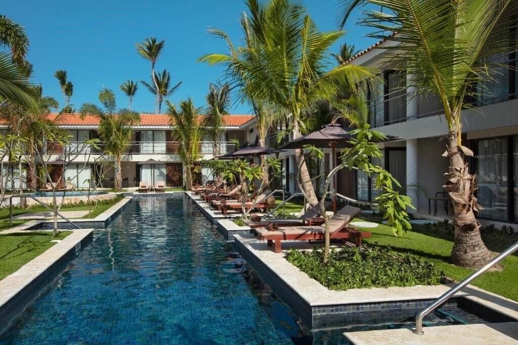 Отель Dreams Flora Resort & SPA (ex. Dreams Flora Punta Cana Resort & SPA, Natura Park Resort, Natura Park Beach Ecoresort & SPA) 5*