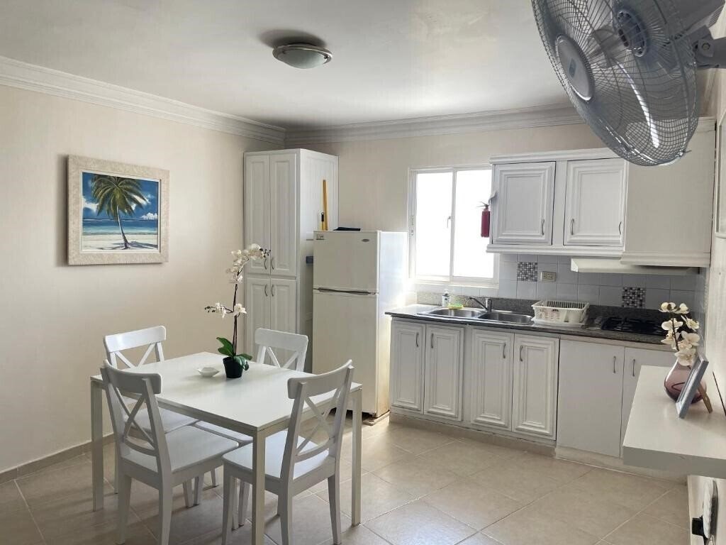 Отель Karimar Beach Condo Hotel 4*