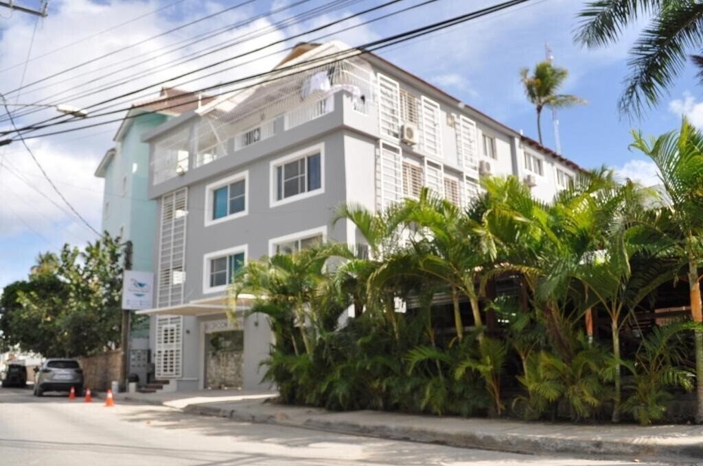 Готель Karimar Beach Condo Hotel 4*