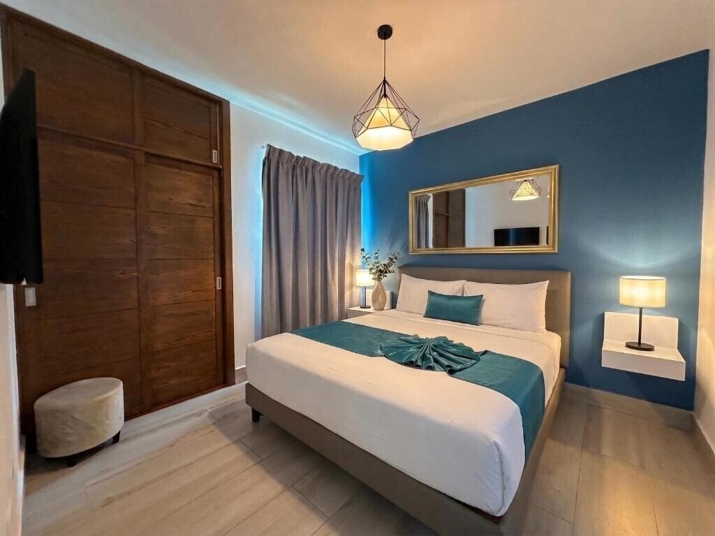 Фото Playa Palmera Beach Resort 5*