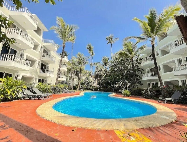 Готель Relax Studios Deluxe Pool Wifi Beach 4*