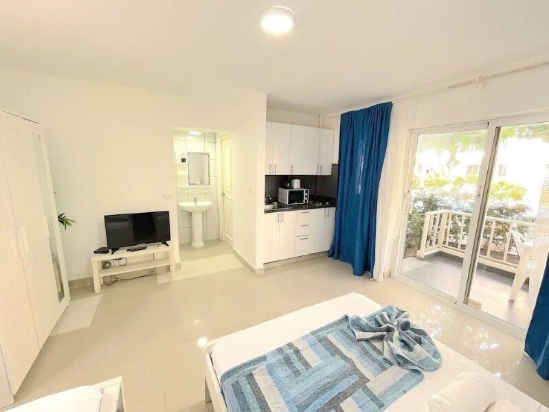 Картинка Relax Studios Deluxe Pool Wifi Beach 4*