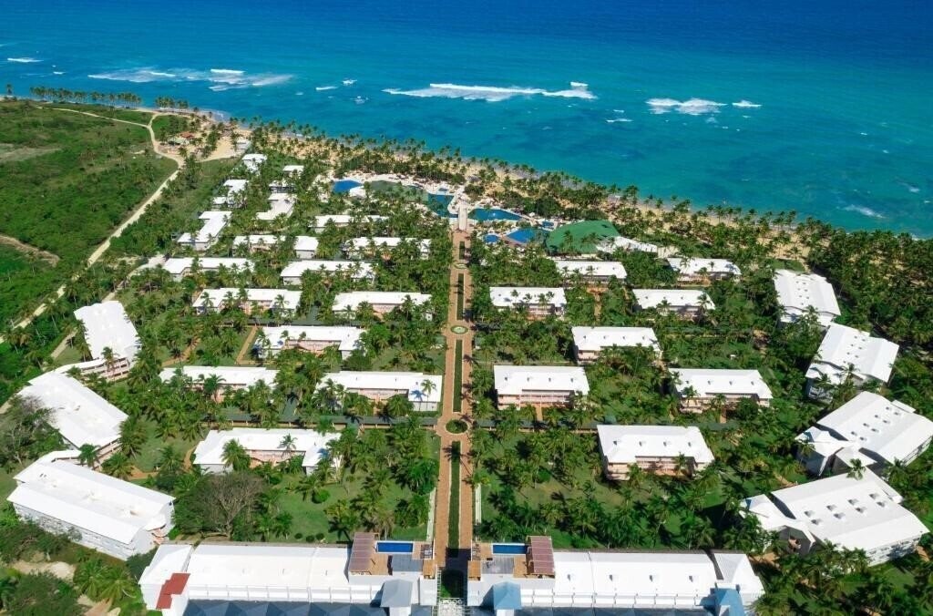 Картинка Grand Sirenis Cocotal Beach Resort 5*