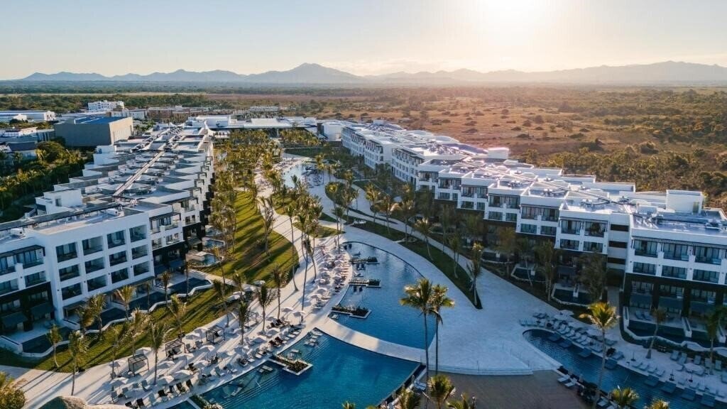 Фотографія Secrets Tides Punta Cana 5*