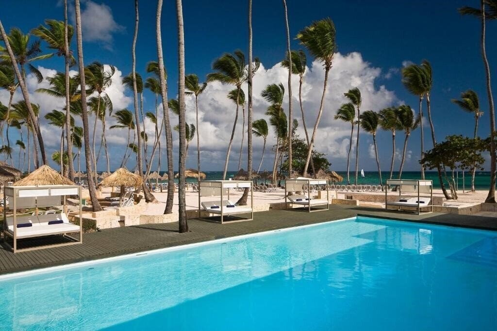 Готель Melia Caribe Beach 5*