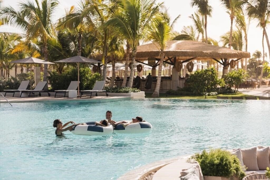 Фотографія The St. Regis Cap Cana Resort 4*