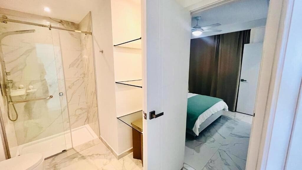 Фотографія Apartment With Pool & Golf View 3*