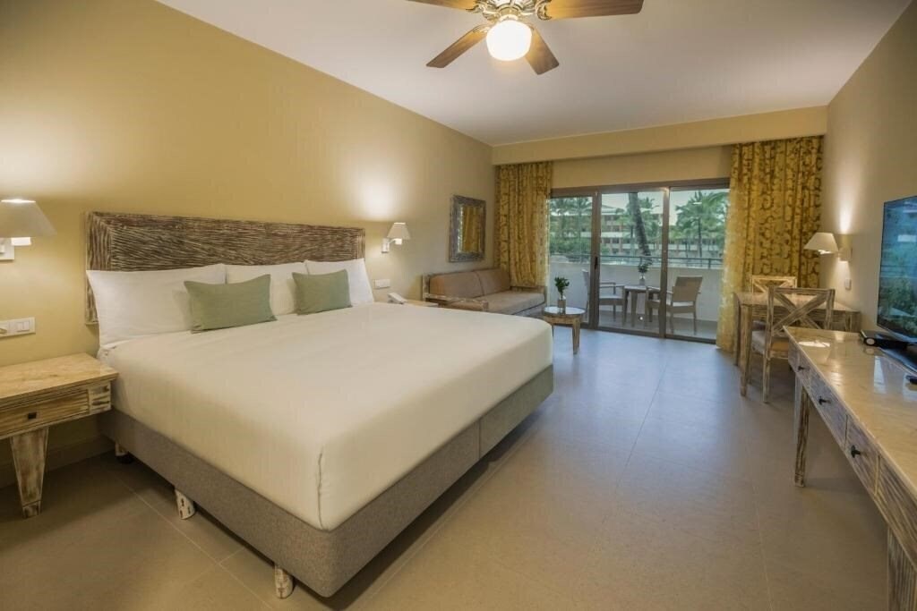 Фотография Iberostar Waves Dominicana 5*