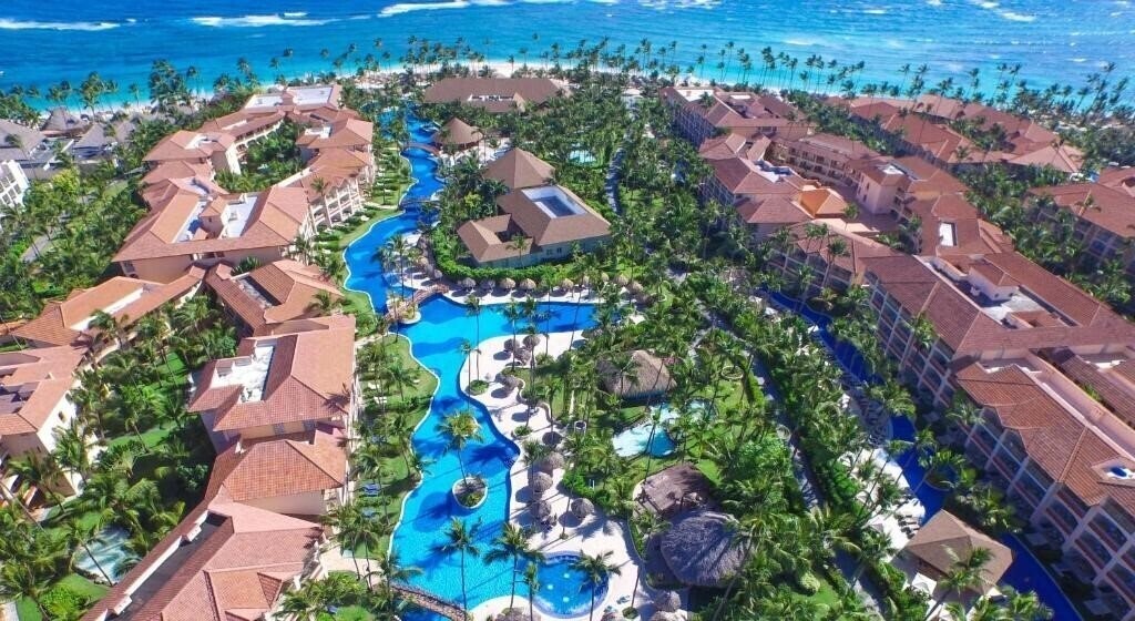 Готель Majestic Colonial 5*