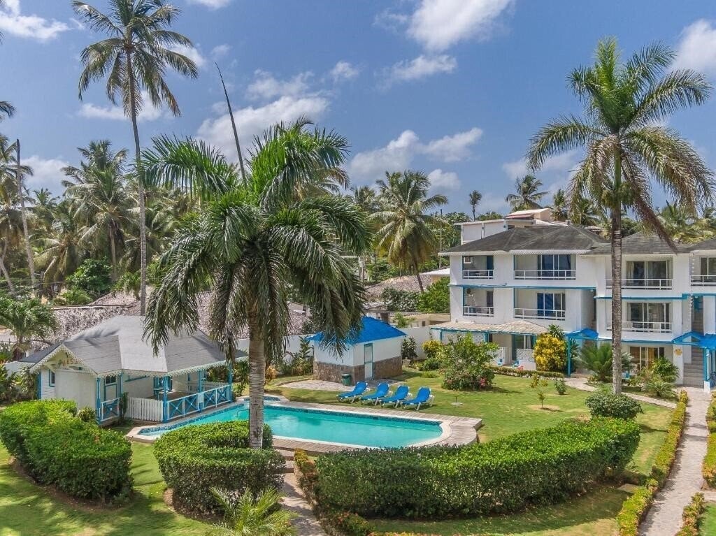 Готель Costarena Beach Hotel 3*