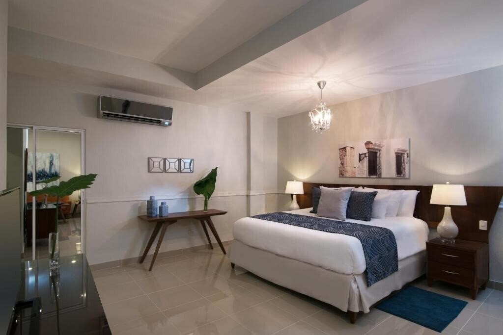 Фото Hodelpa Colonial 4*