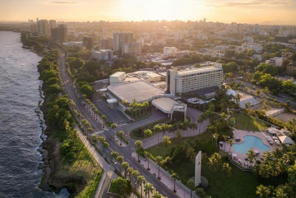 Готель Renaissance Jaragua 5*